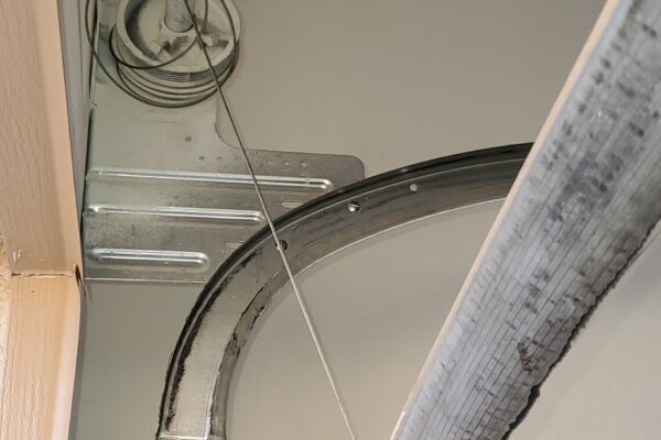 off-track garage door cables off drums repair Las Vegas